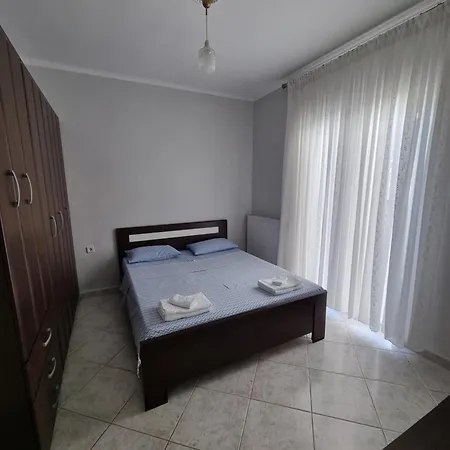 Eleni's * Nea Iraklia