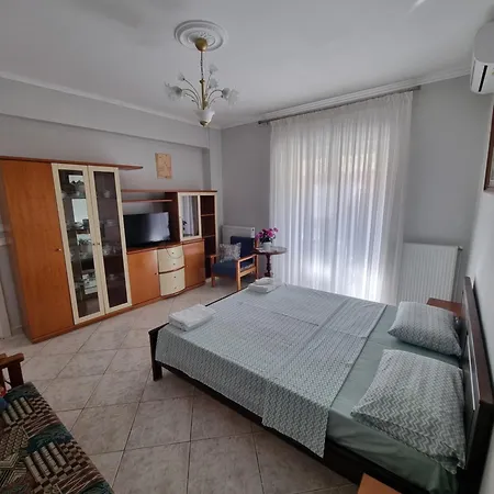Eleni's Apartman Néa Iráklia