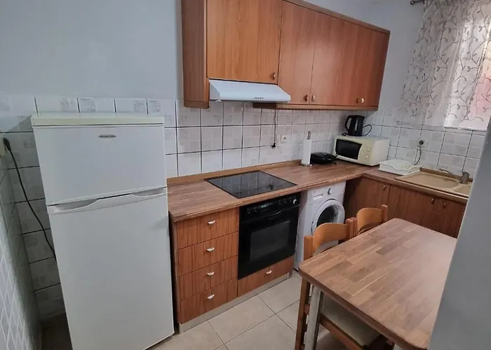 Eleni's Néa Iráklia