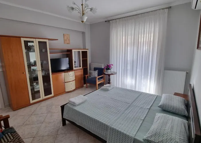 Eleni's Apartman Néa Iráklia